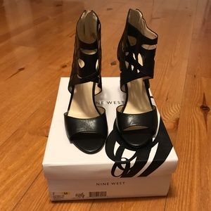 Nine West Fabeyana Sandals/Heels Black 7